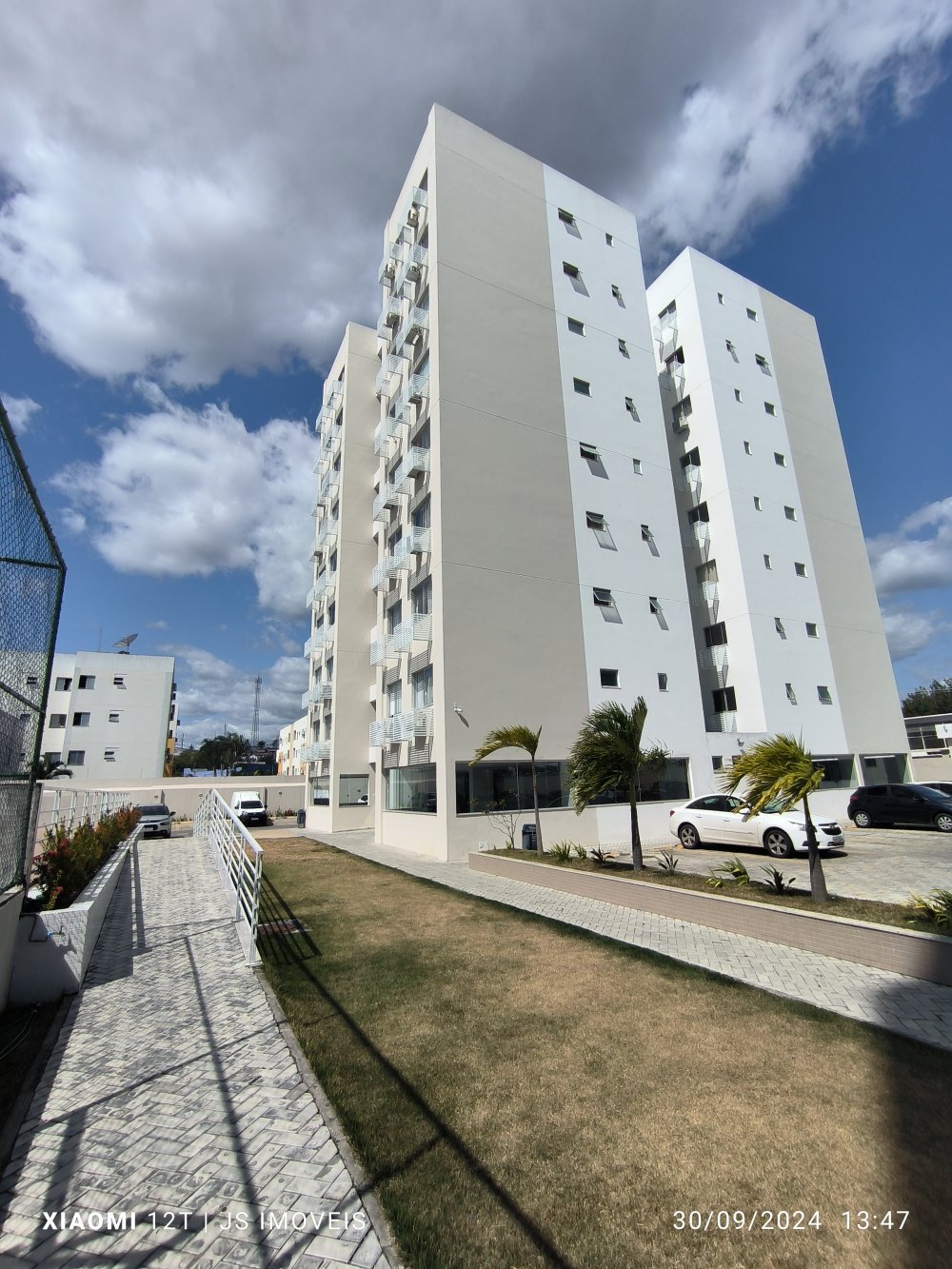 Apartamento - Aluguel - Jequiezinho - Jequi - BA